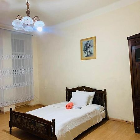 Infinity Hostel & Tour Erivan Dış mekan fotoğraf
