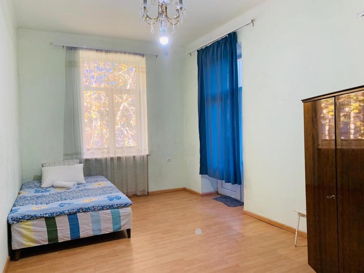 Infinity Hostel & Tour Erivan Dış mekan fotoğraf