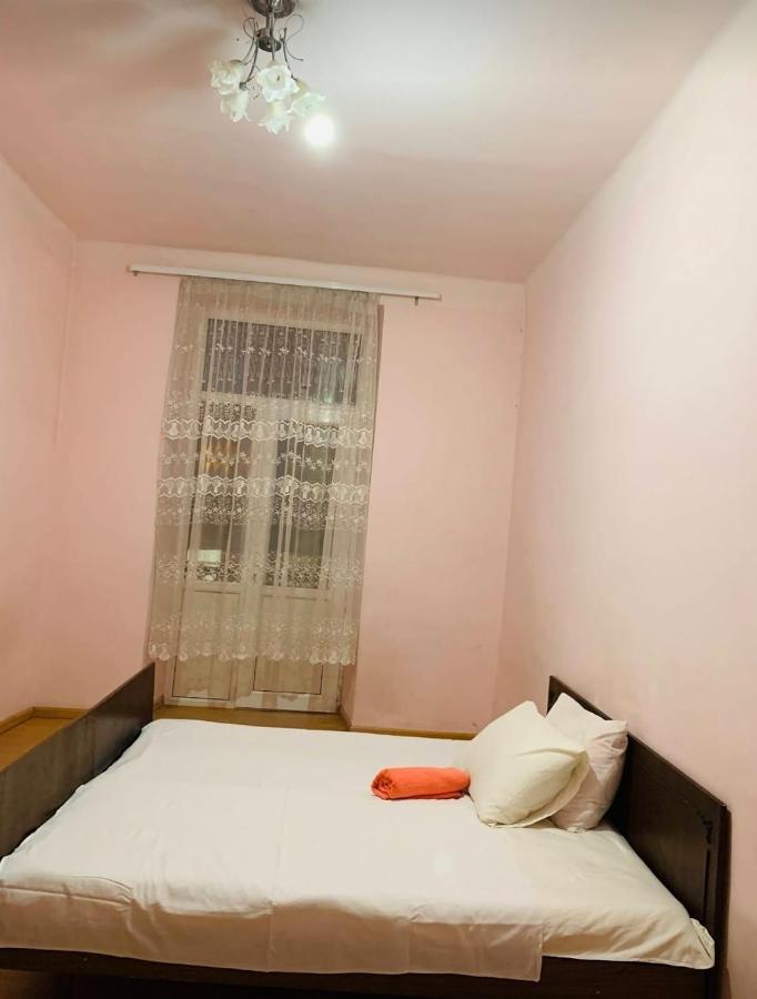 Infinity Hostel & Tour Erivan Dış mekan fotoğraf