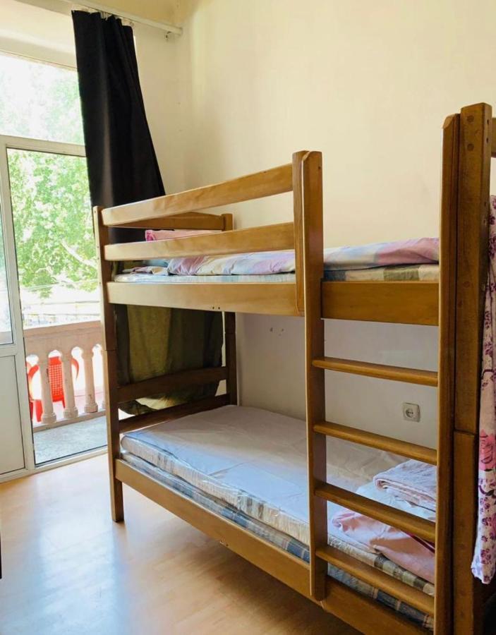 Infinity Hostel & Tour Erivan Dış mekan fotoğraf